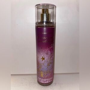 Bath & Body Works Strawberry Snowflakes Fine Fragrance Mist 8oz Discontinued New